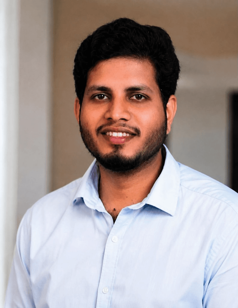 Dr. Shailesh Y Acharya, visiting consultant at STRĪ AYU